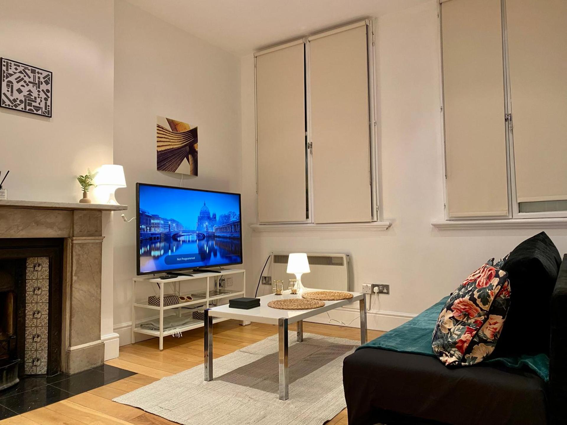Cosy flat - Central London - Bank payment to the host ONLY