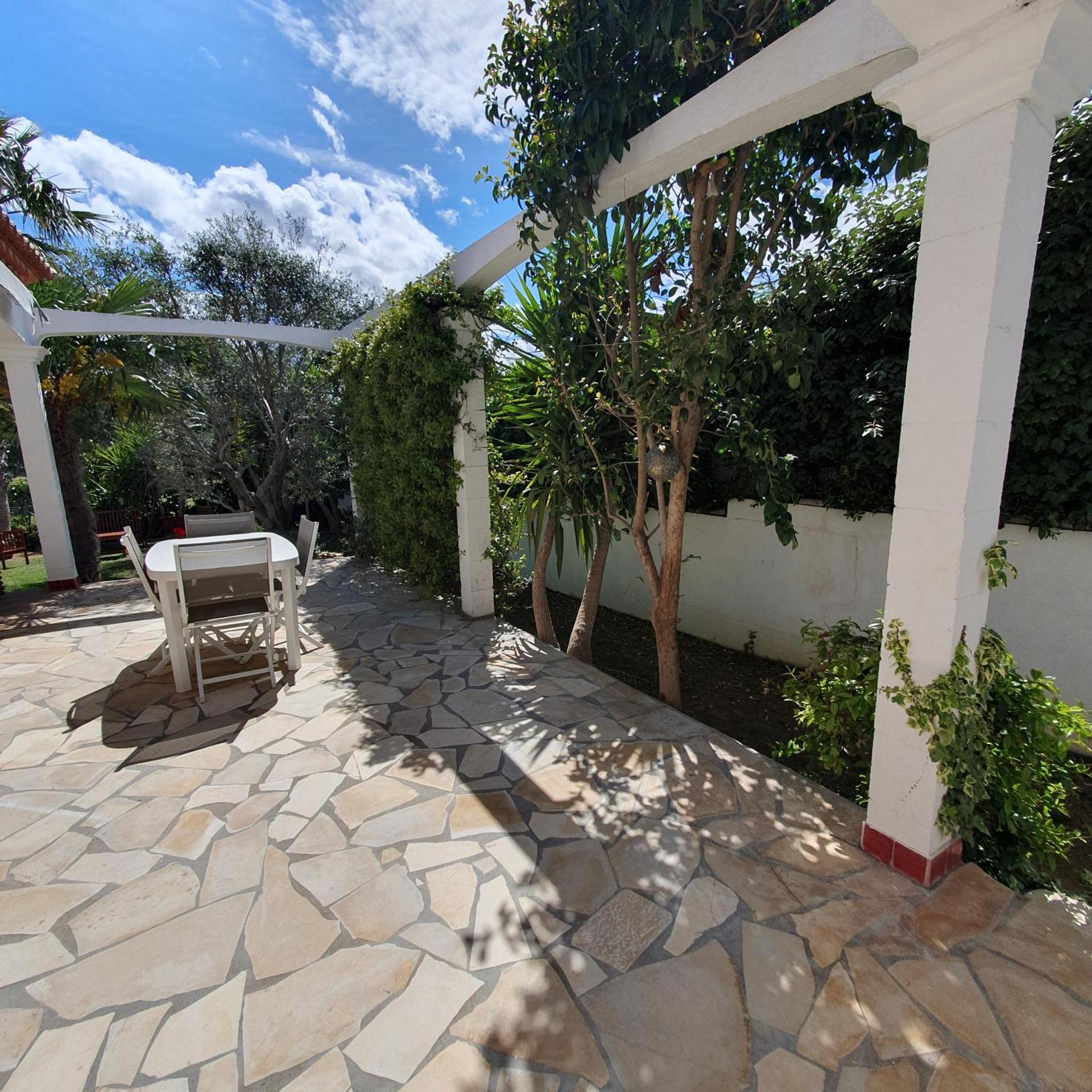 MAISON LES AGAPANTHES