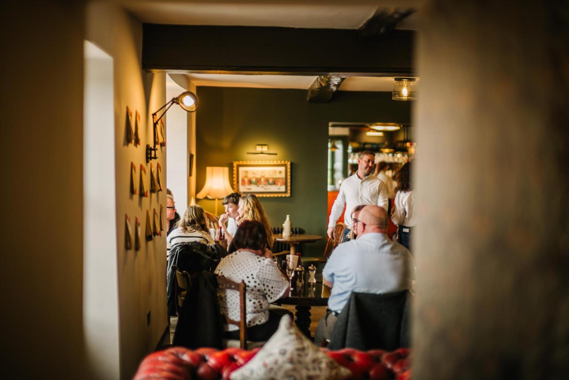 Restaurant/places to eat