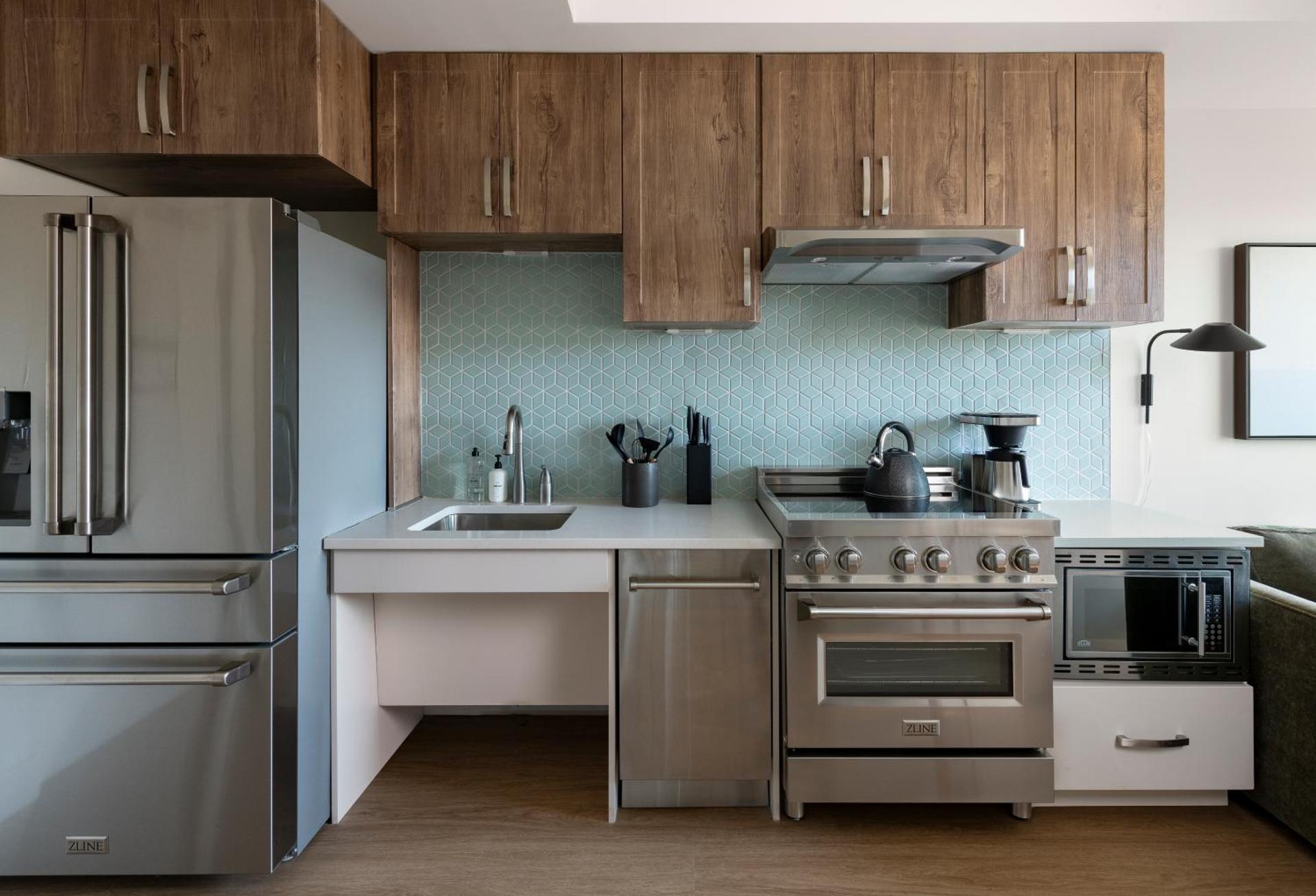 Kitchen or kitchenette