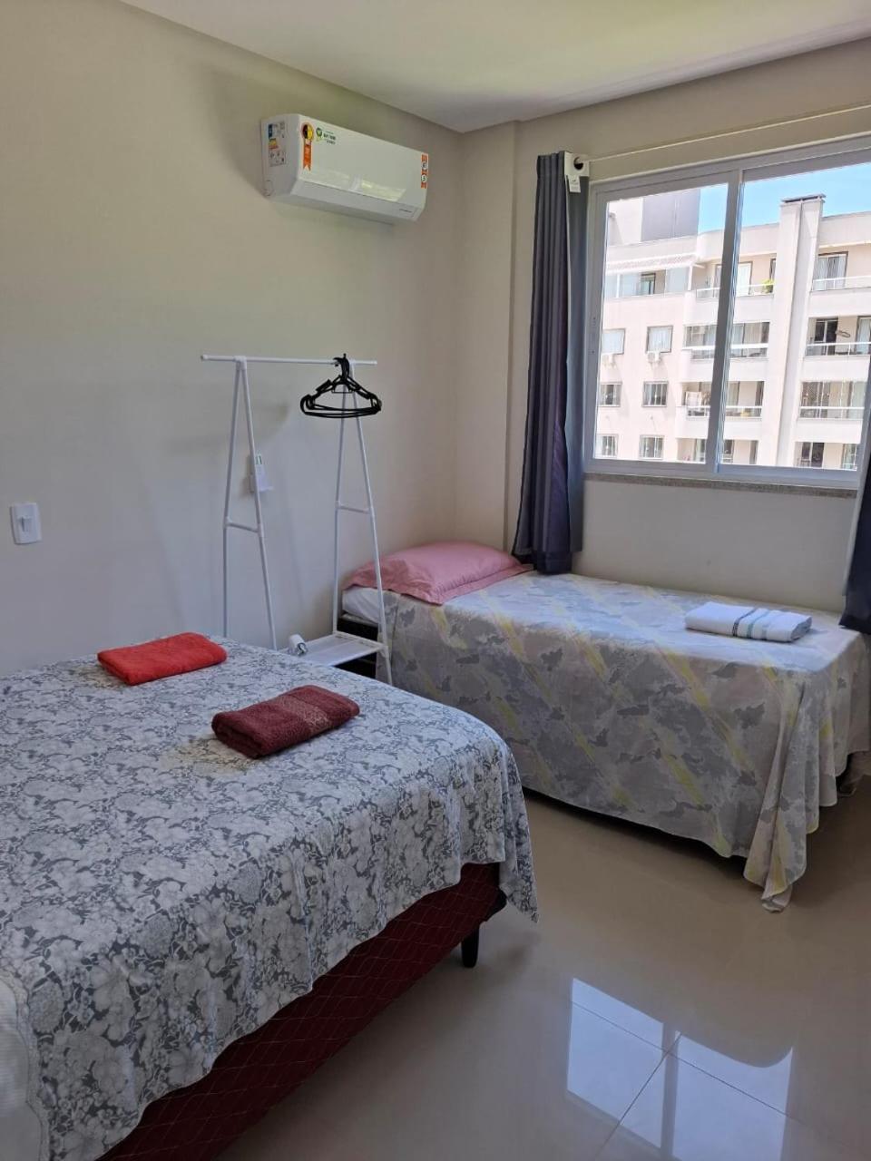 Apartamento em Bombinhas Próximo ao centro e Passarela do Ribeiro