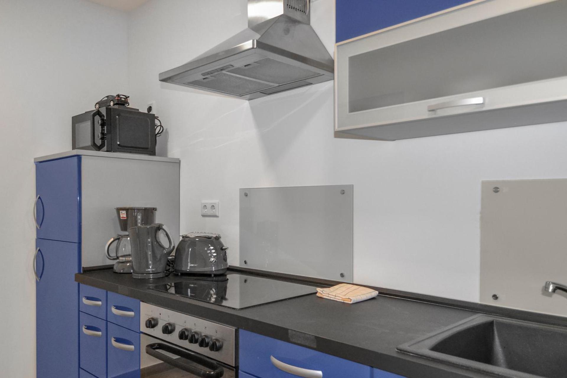 Apartment mit Terrasse, privater Eingang und Parkplatz