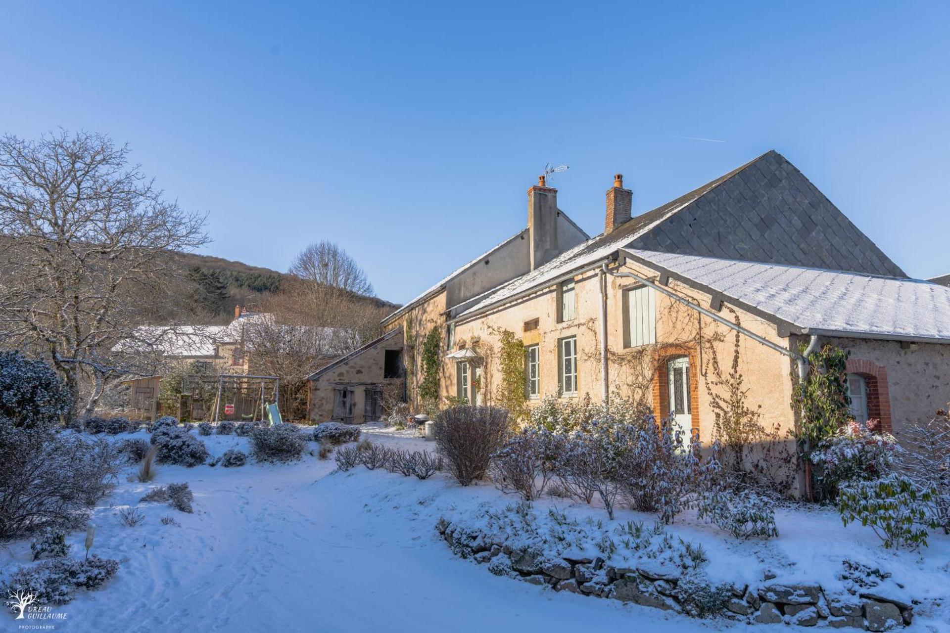 Maison de vacances Les Mésanges, à Ménessaire