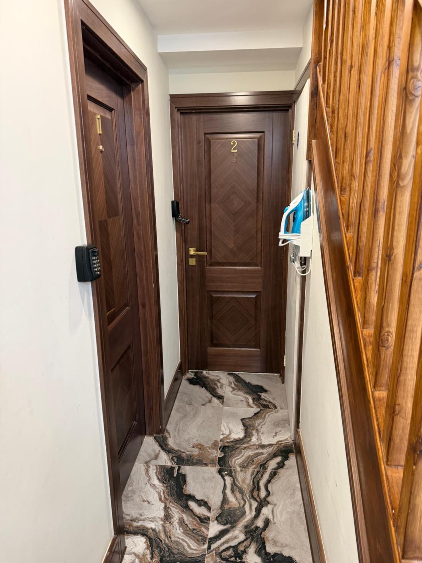 Clapton Deluxe Self-Contained Studios Private & Fully Equipped Self Check-in