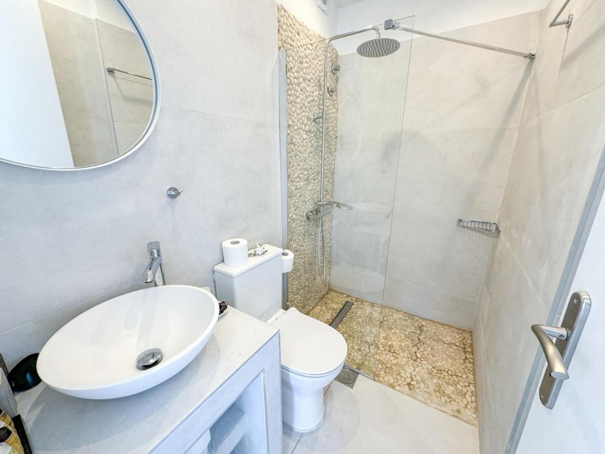 Reginas studios & apartments - Bougainvillea Suite Fiscardo