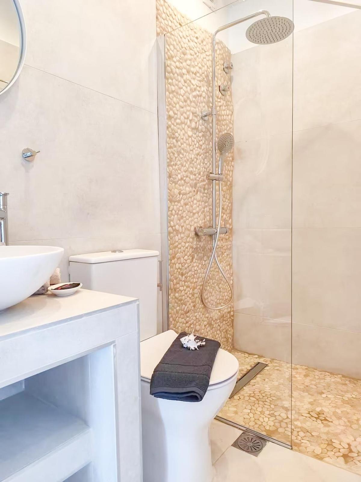 Reginas studios & apartments - Bougainvillea Suite Fiscardo