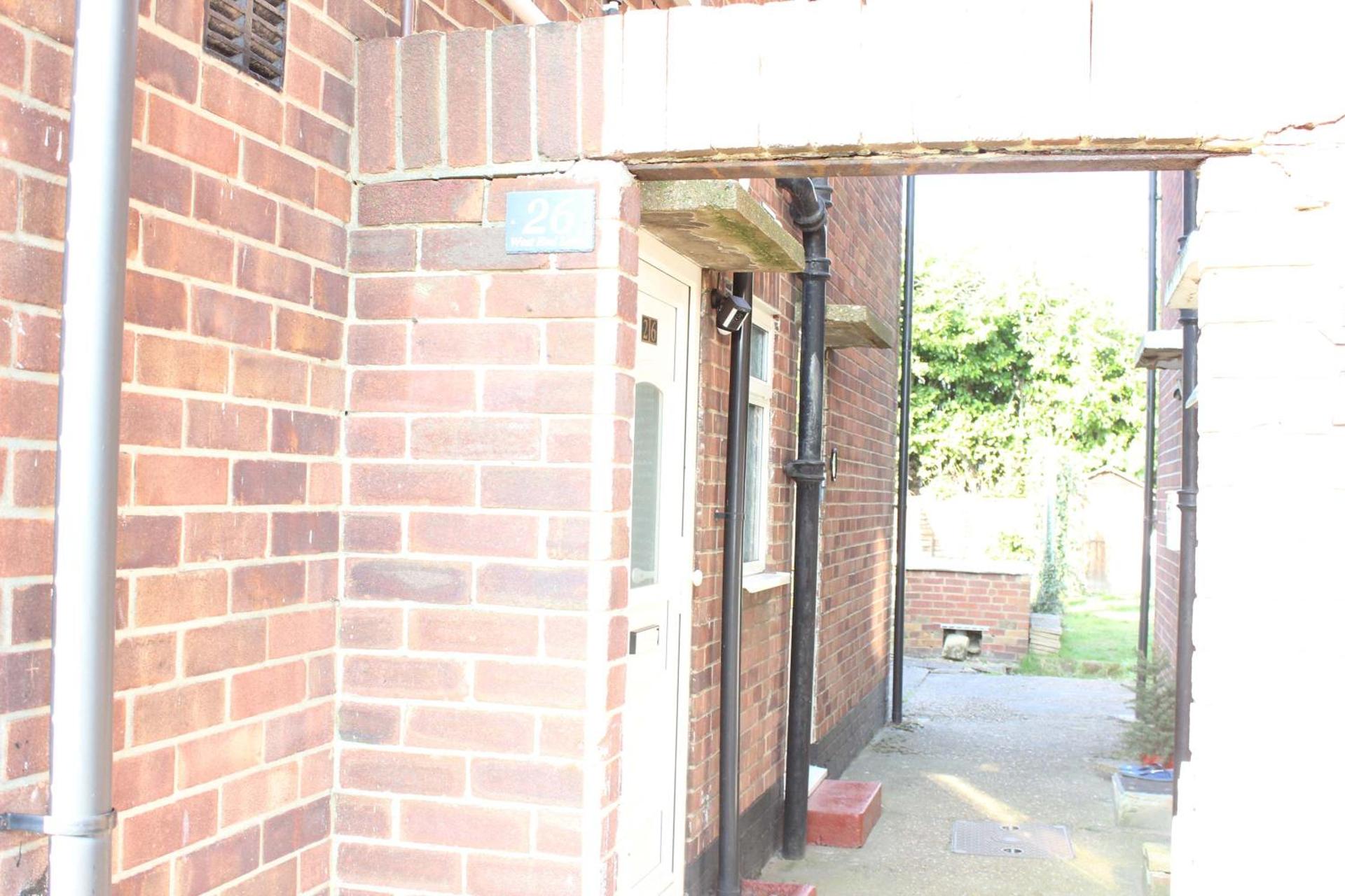 Exquisite and Modern 2 bed Maisonette