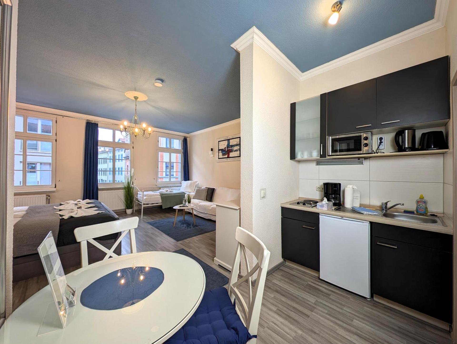 Coffee/tea facilities