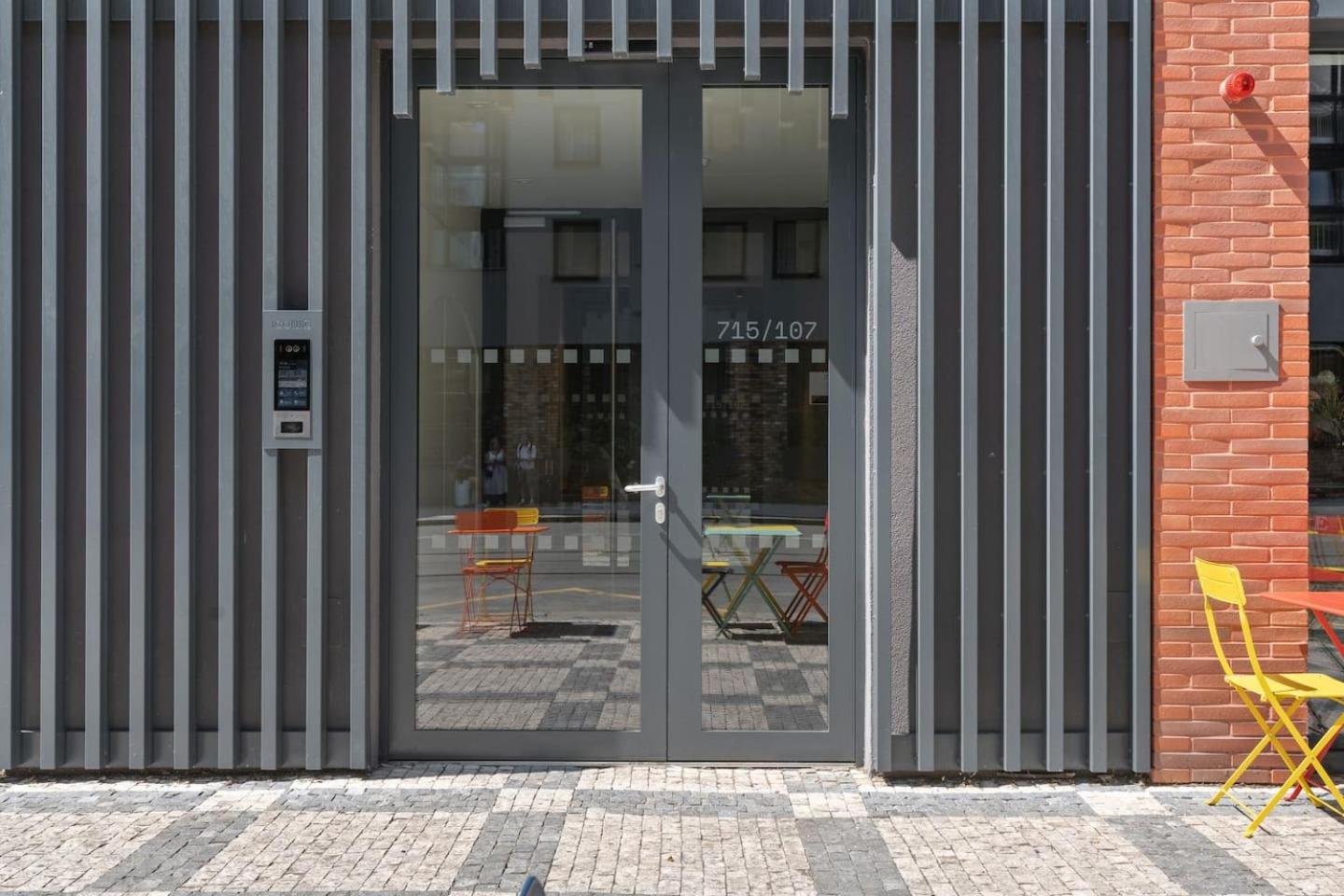 REAL Living by REFA Karlin 307