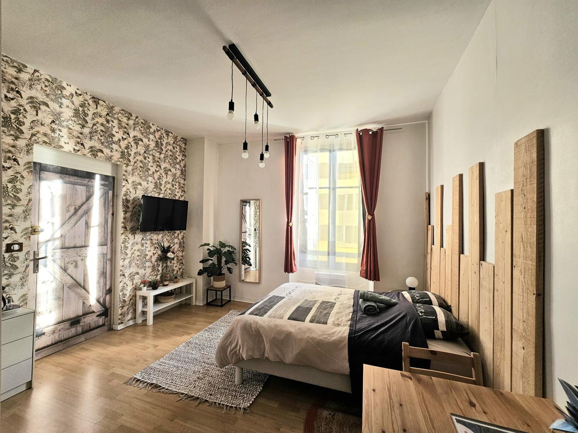 Studio hypercentre 2 étoiles