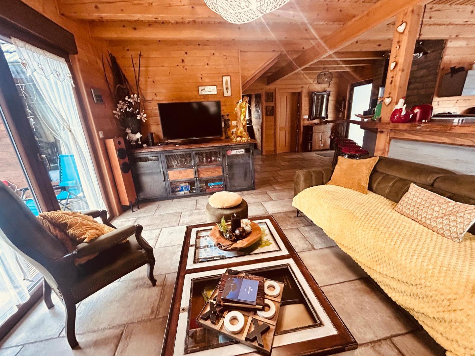 Chalet du champs des semeaux