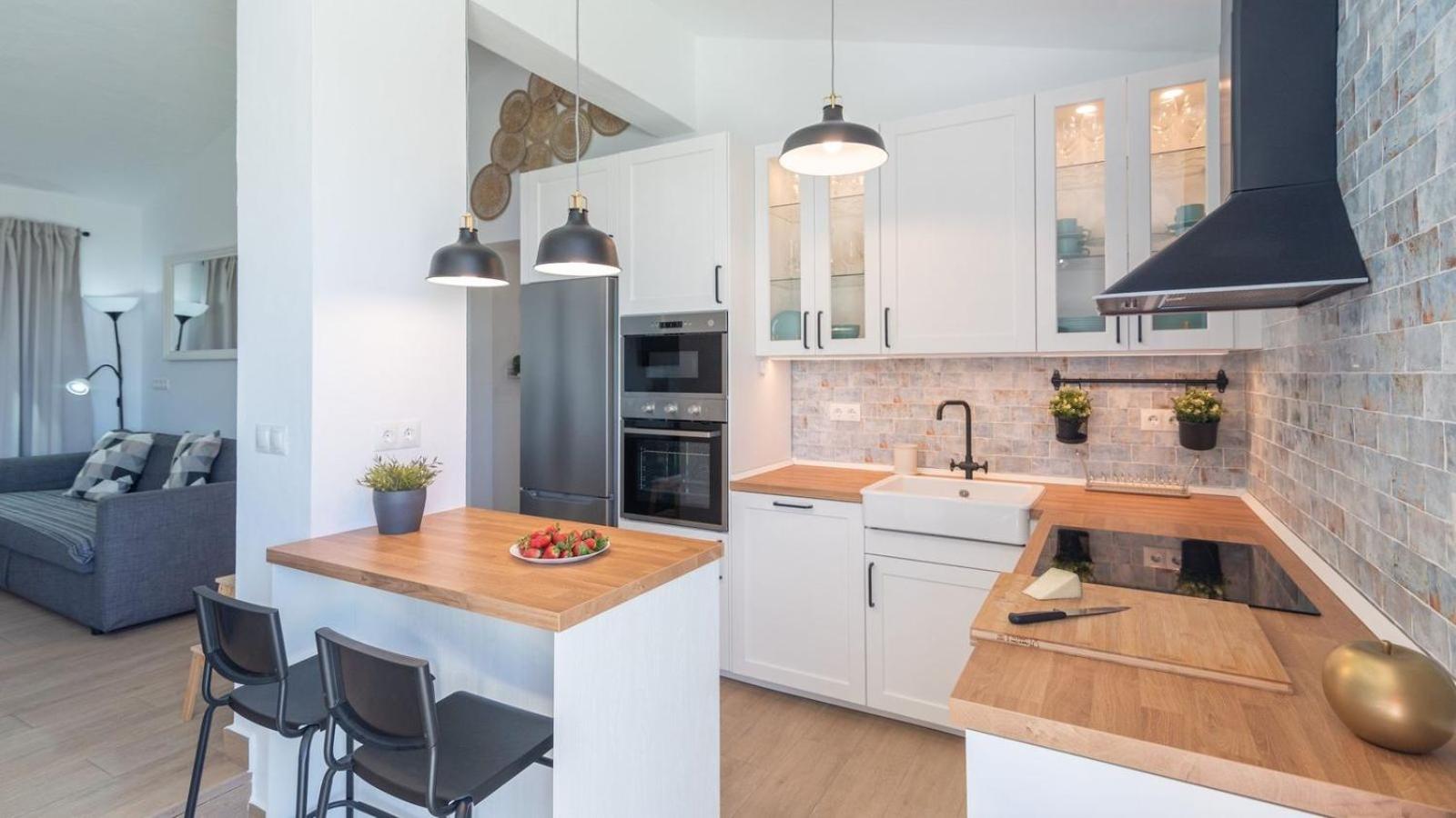 Kitchen or kitchenette