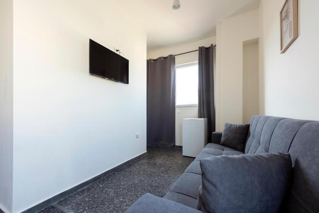 Liberal Mini Rooms & Suites