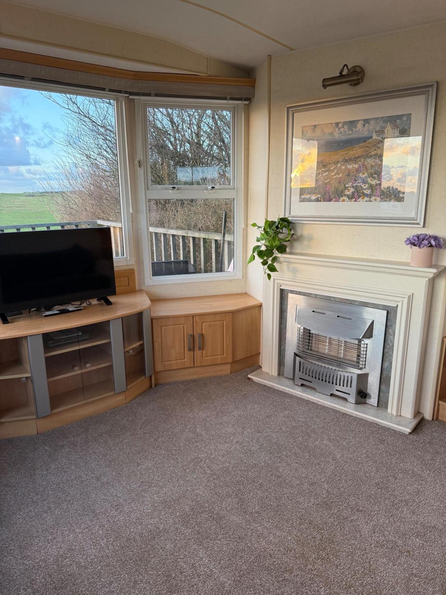 Captivating 2-Bed static caravan in Holyhead