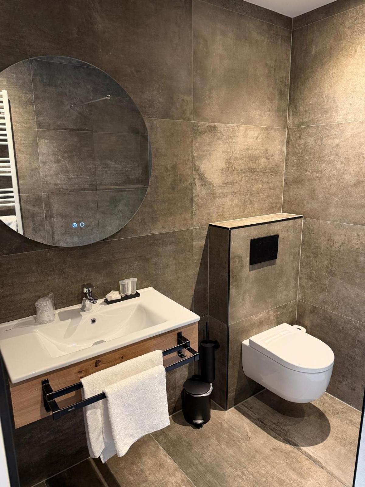 Hotel & Appartementen Royal