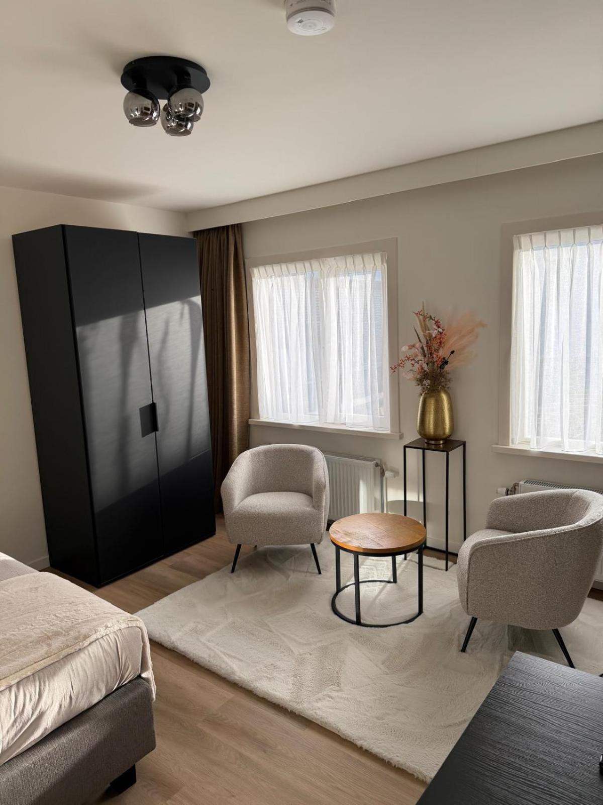 Hotel & Appartementen Royal