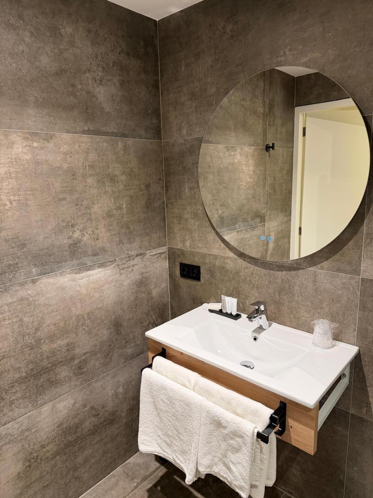 Hotel & Appartementen Royal