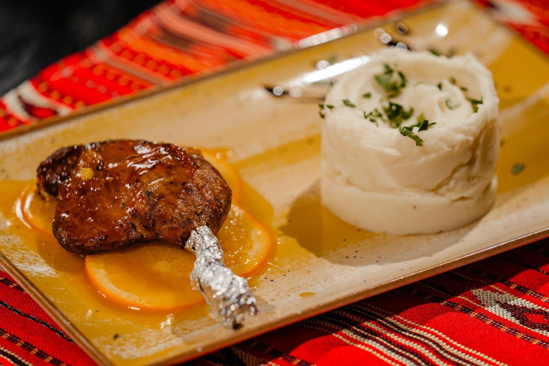 Restaurant/places to eat