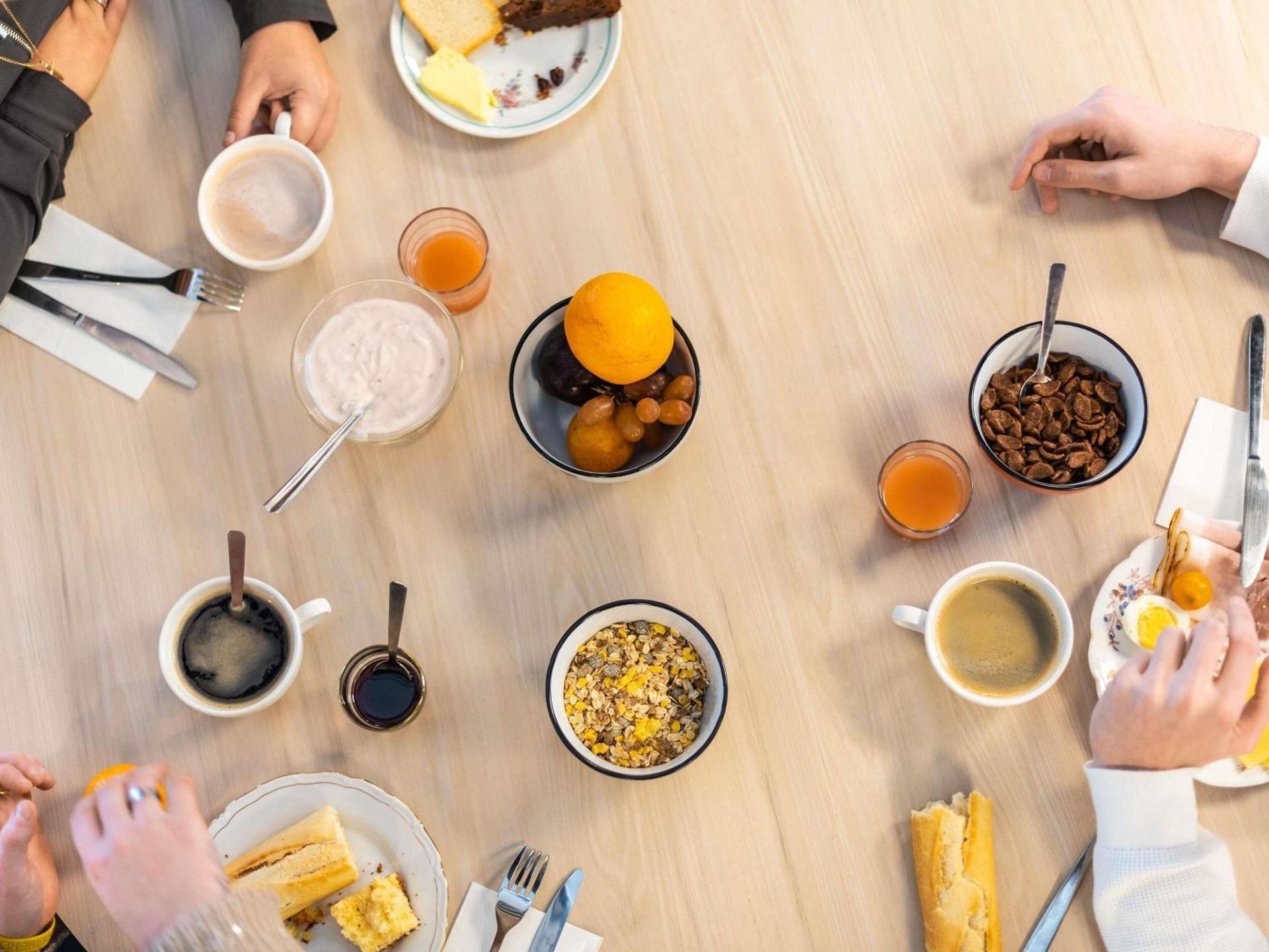 Restaurant/places to eat