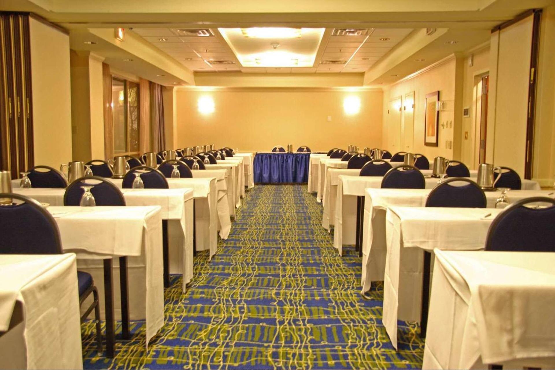 Meeting/conference room