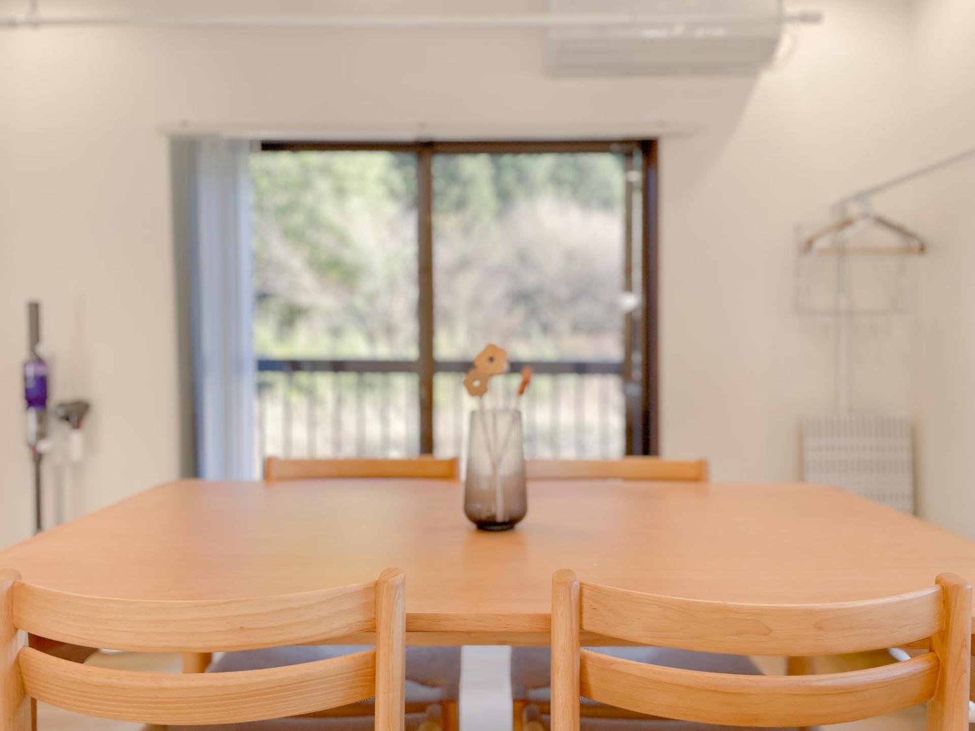 川の音を聴きながら非日常体験を-伊豆の川辺に佇む小さなアパート-一人旅歓迎