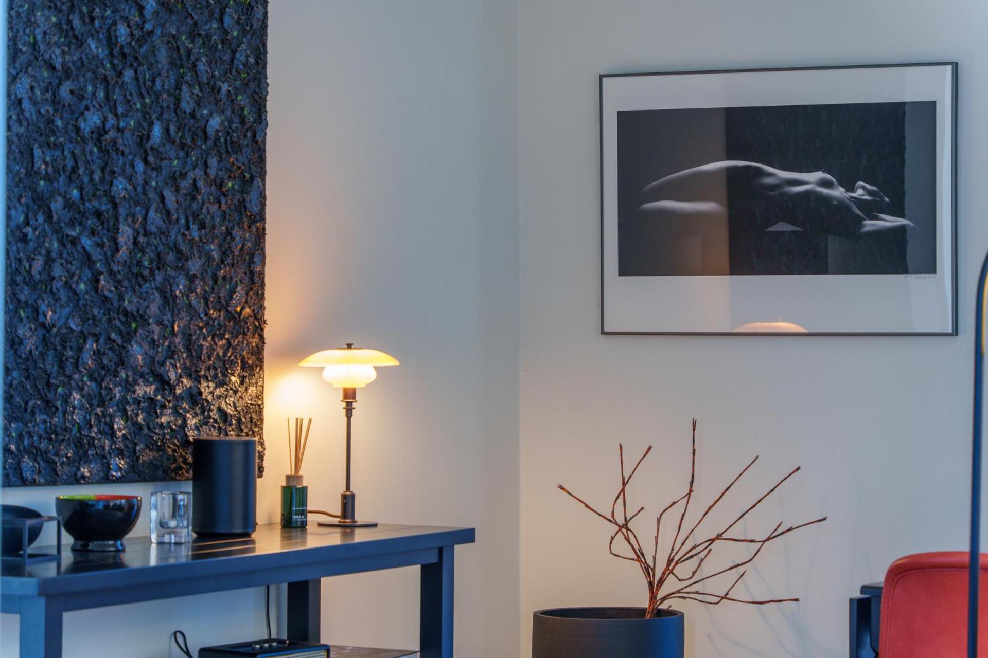 Modern Apartment with Balcony near Tivoli & Metro