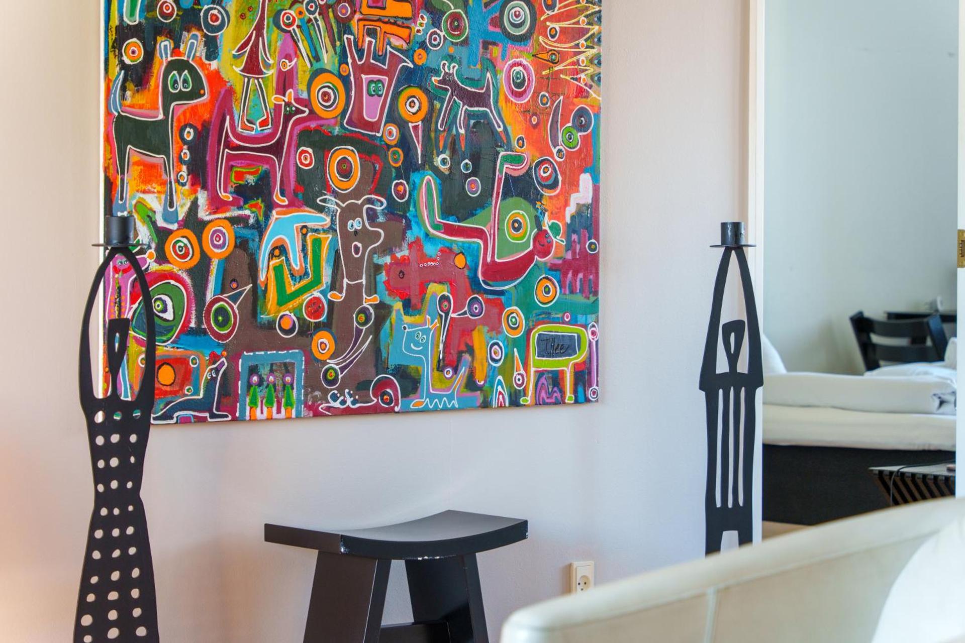 Modern Apartment with Balcony near Tivoli & Metro