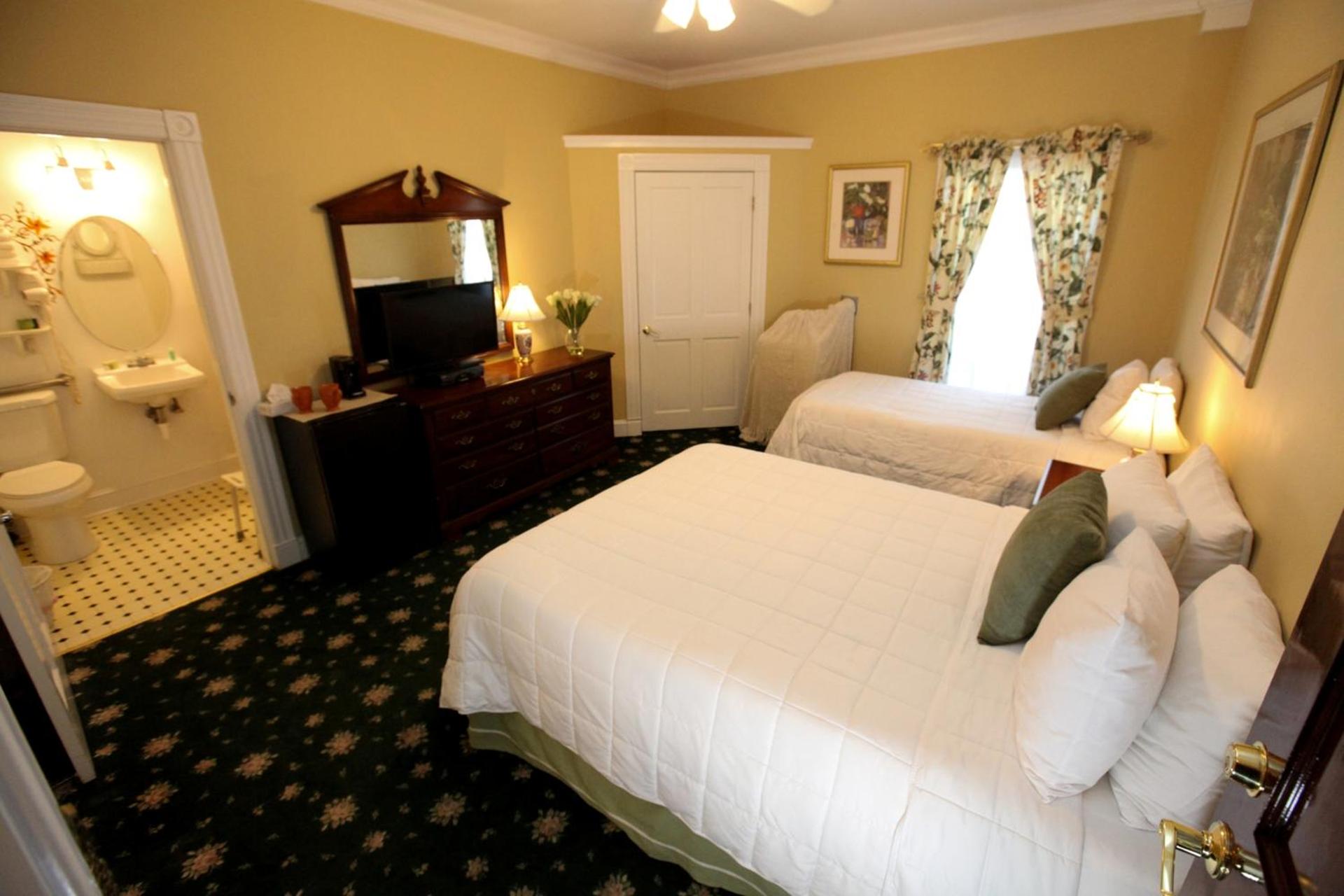 The Ocean Plaza Hotel