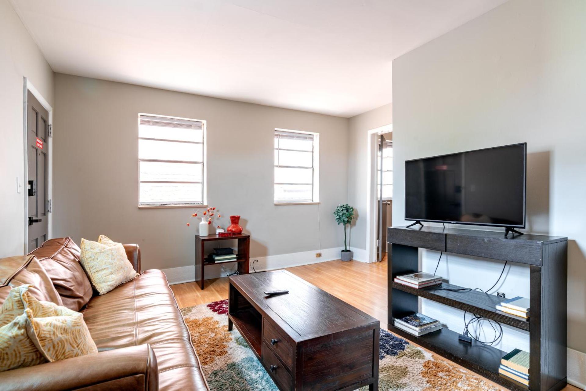 Jungle House Luxury Stays - Columbus Downtown Short North