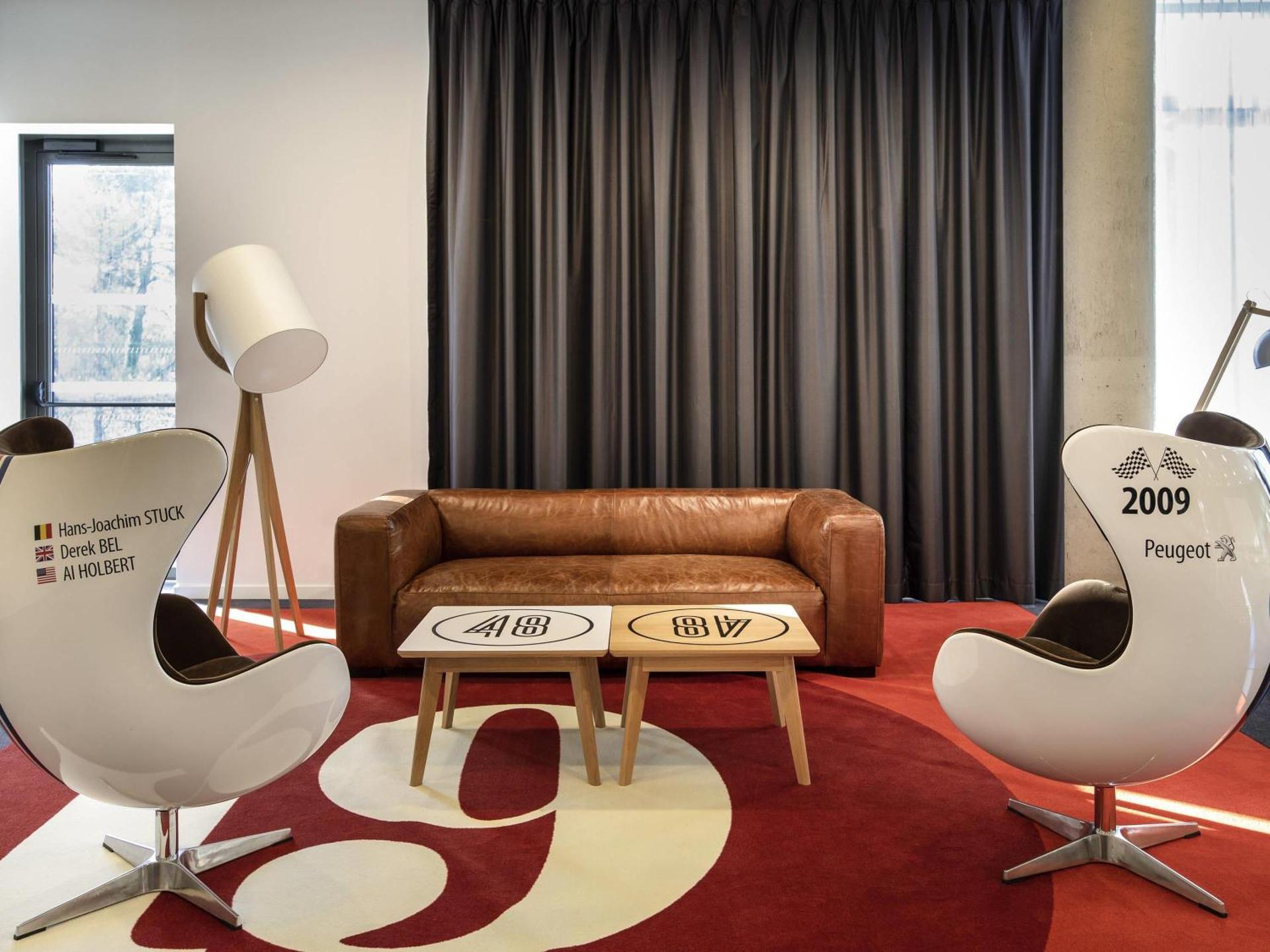 Meeting/conference room