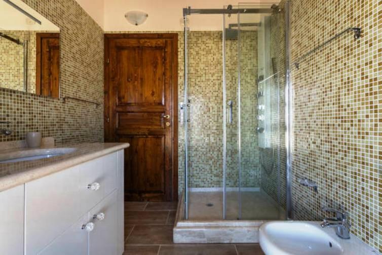 AnaeleHouseapartments LTB