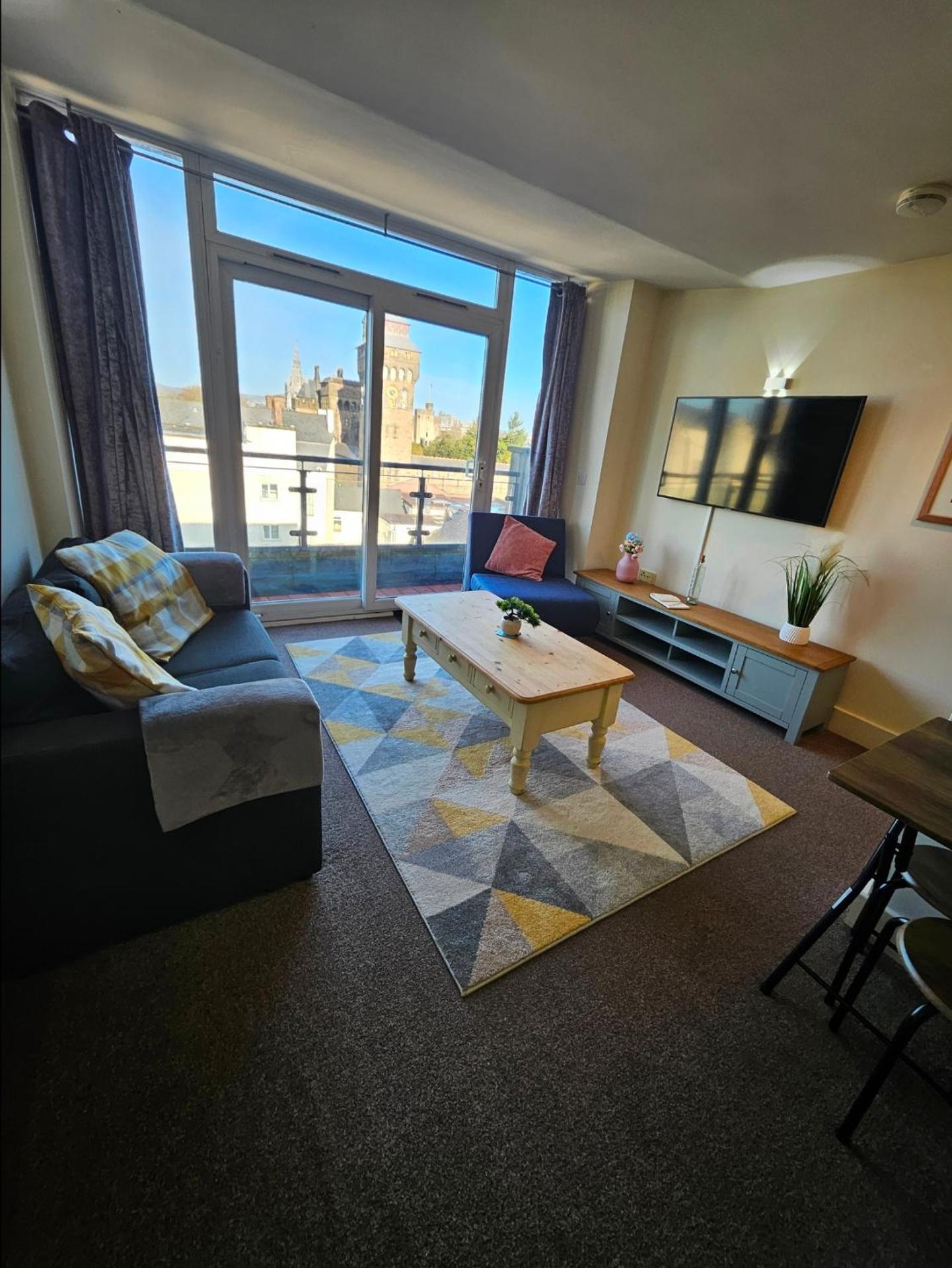 Cardiff City Apartment near Principality Stadium, Cardiff Arms Park & Cardiff Castle