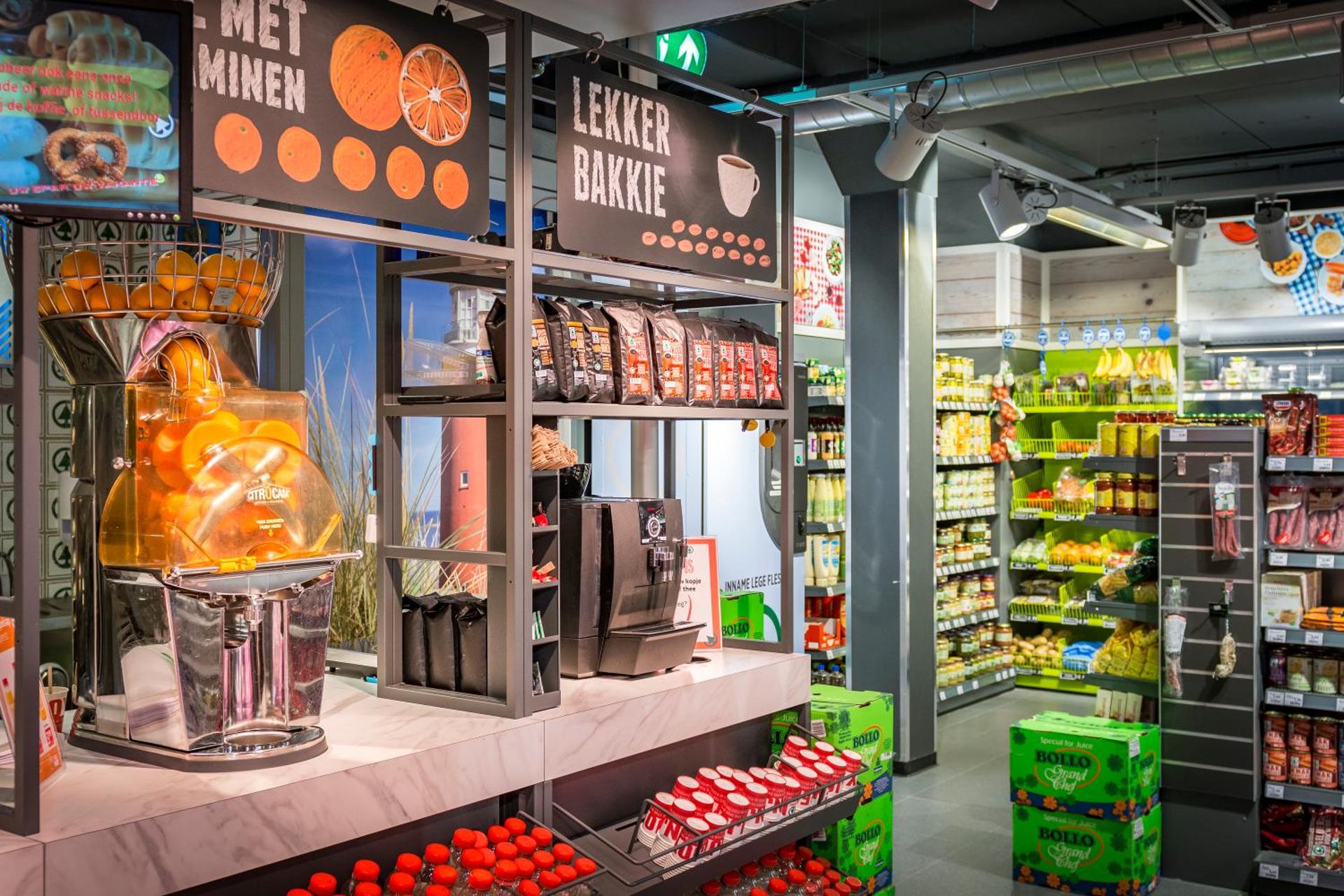 Supermarket/grocery shop