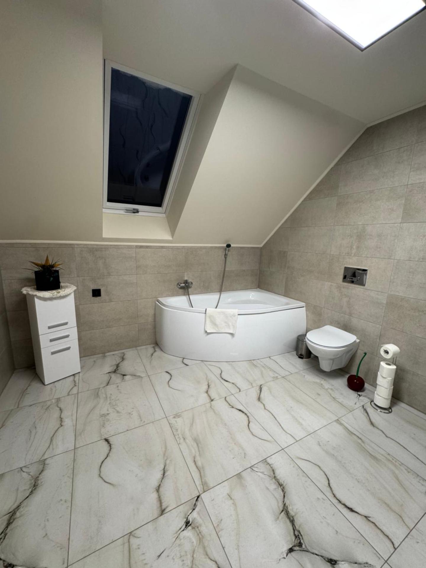 Widokówka Kudłacze Domek z Jacuzzi