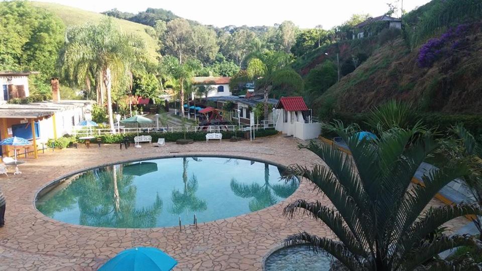 Recanto dos Carvalhos - Pousada Camping