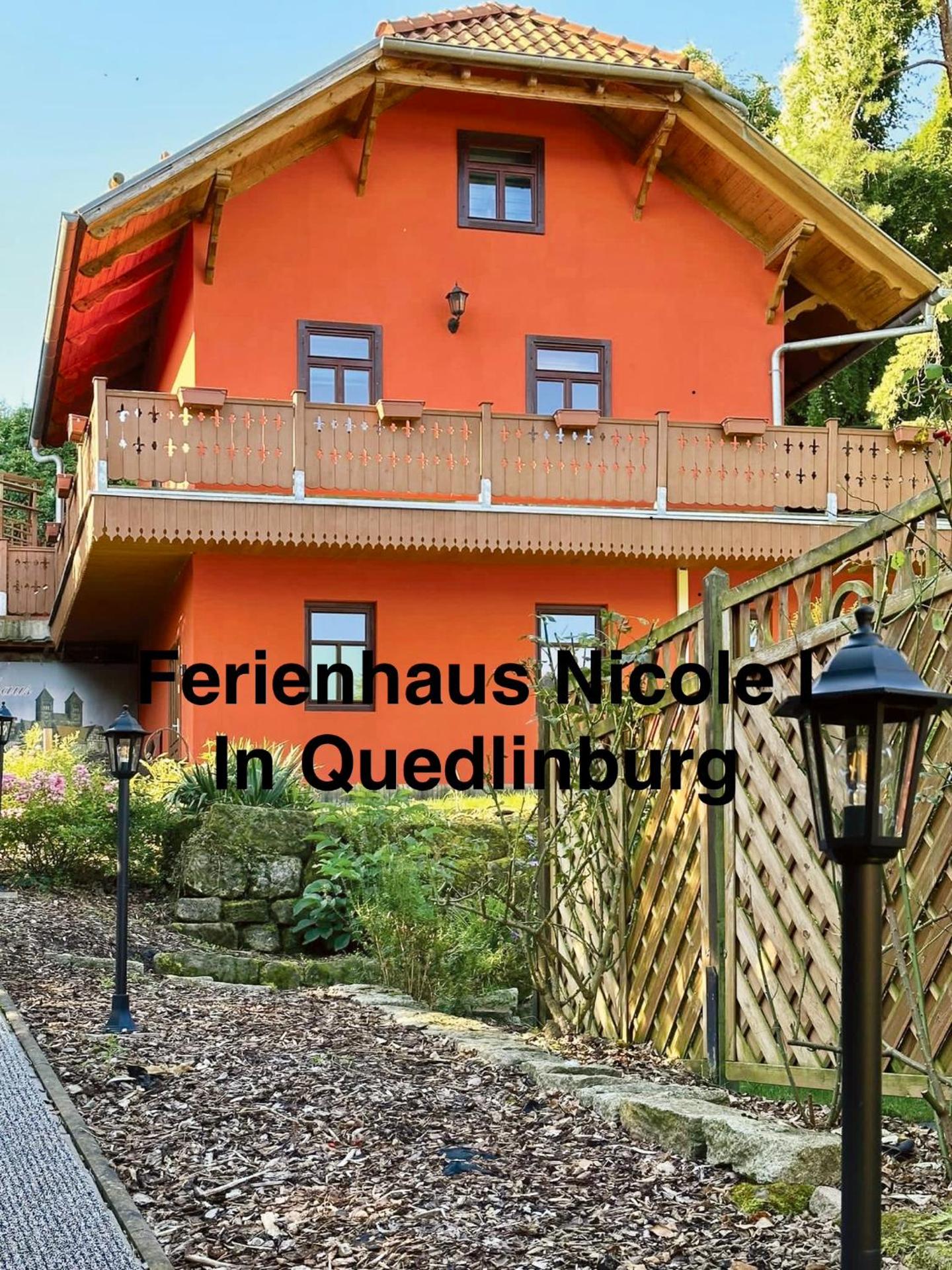 Ferienhaus Am Hang, Sky-Entertainment, DAZN, Carport, alles Barrierefrei