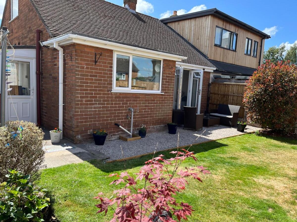 Idyllic bungalow in Burscough, ideal location in West Lancashire