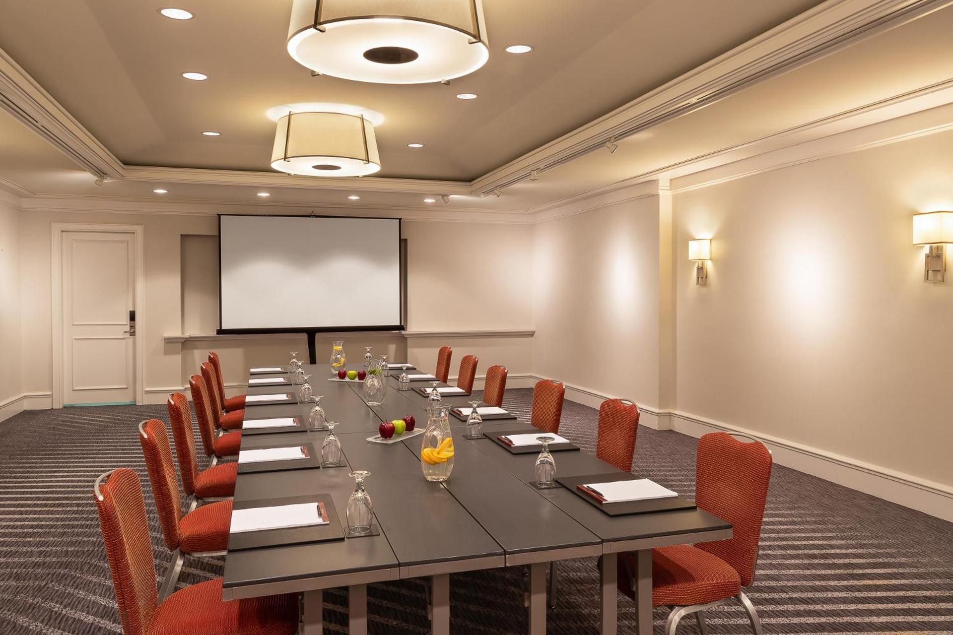 Meeting/conference room