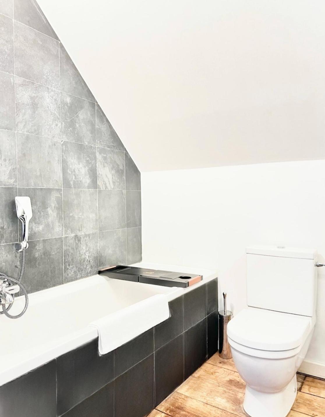 Luxury Loft Duplex Penthouse Of 190m2 & Free Parking !