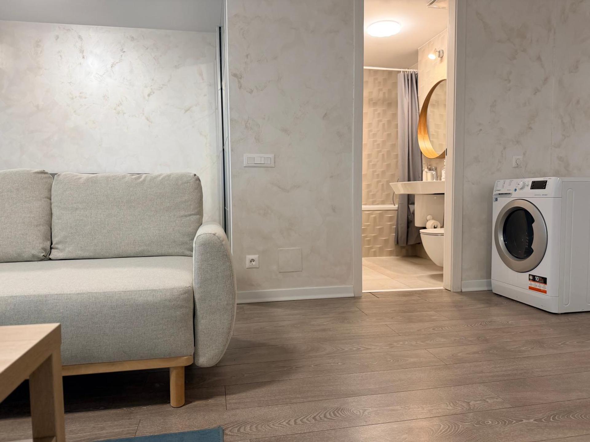 Boutique Cloud9 Pipera nearby Drpciv