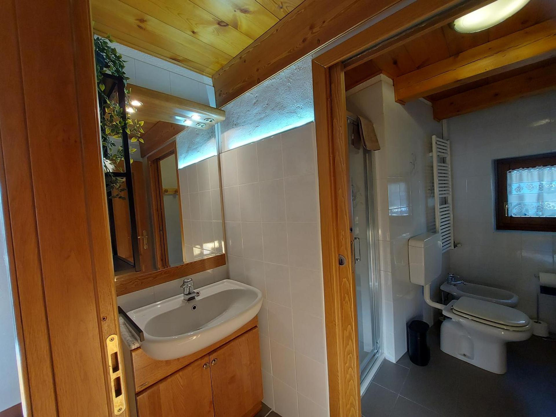 Maison Sarteur Alloggio ad uso turistico -VDA-LA THUILE- 0065