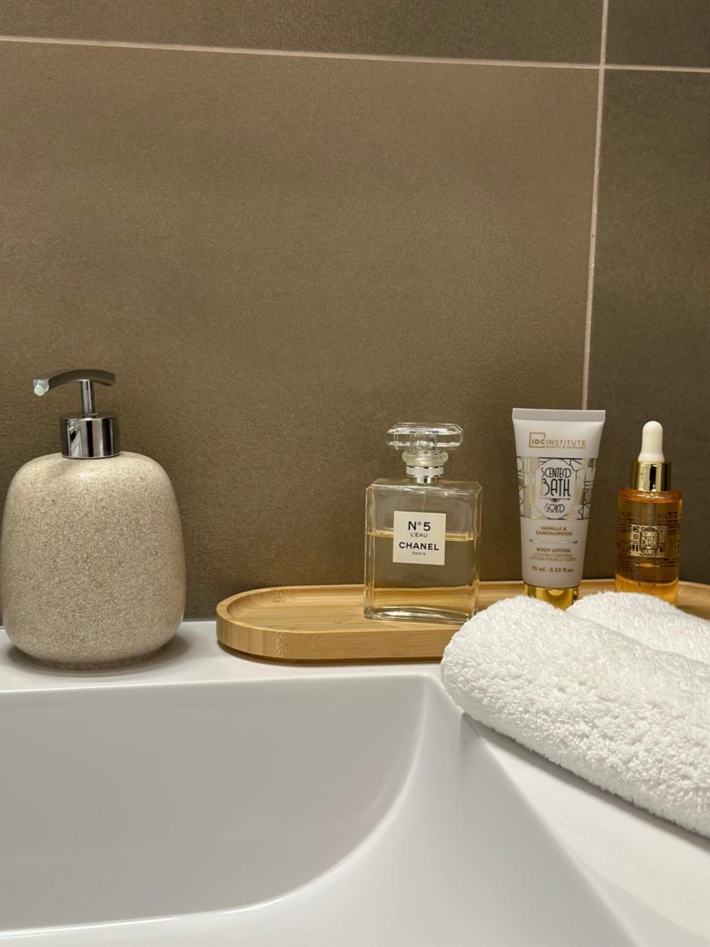 Central Piazza Ponterosso - The Green Nest