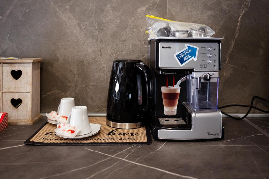 Coffee/tea facilities