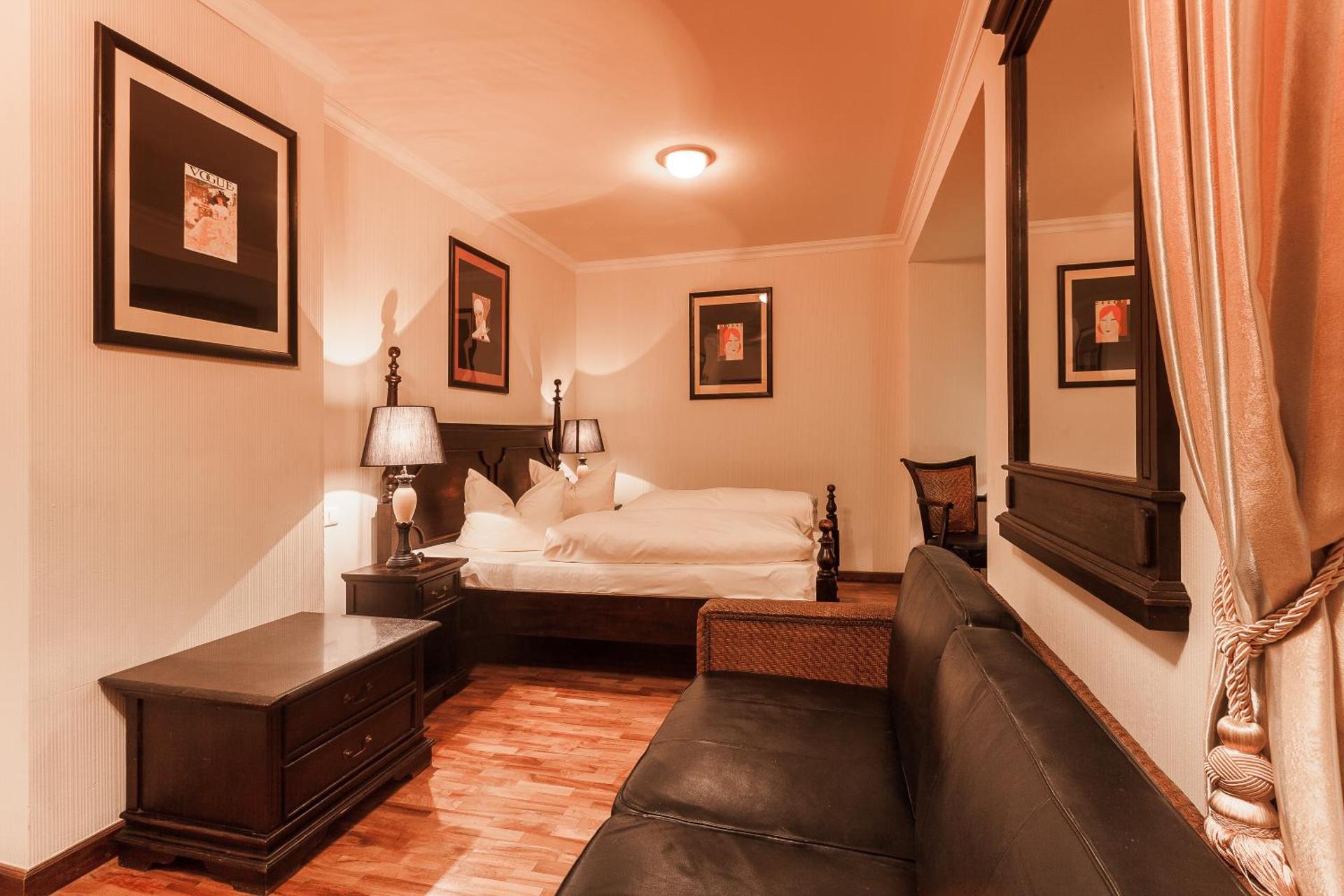 Photo of the whole room