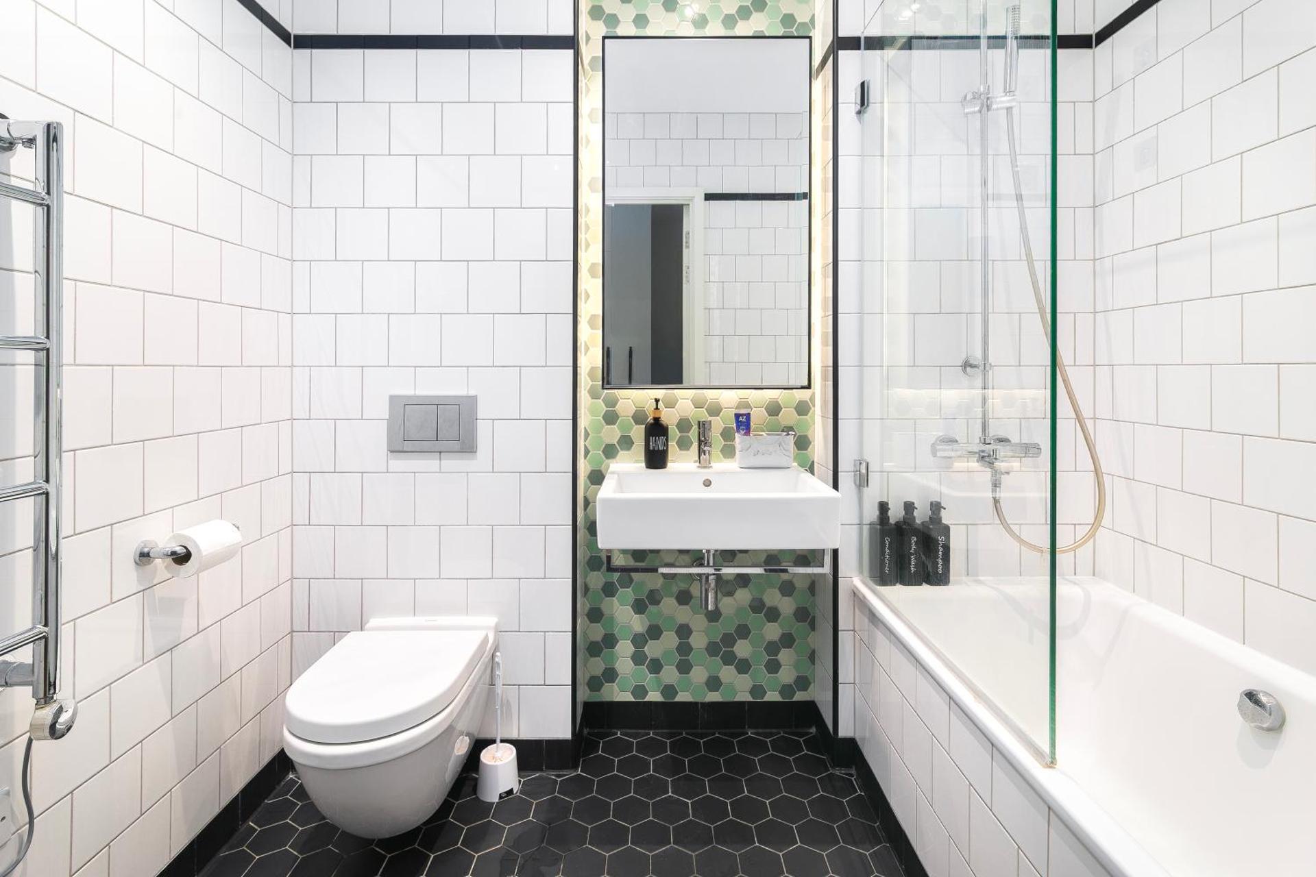 Cozy and Spacious Central London room in Canary Wharf with a City View & a Private Bathroom