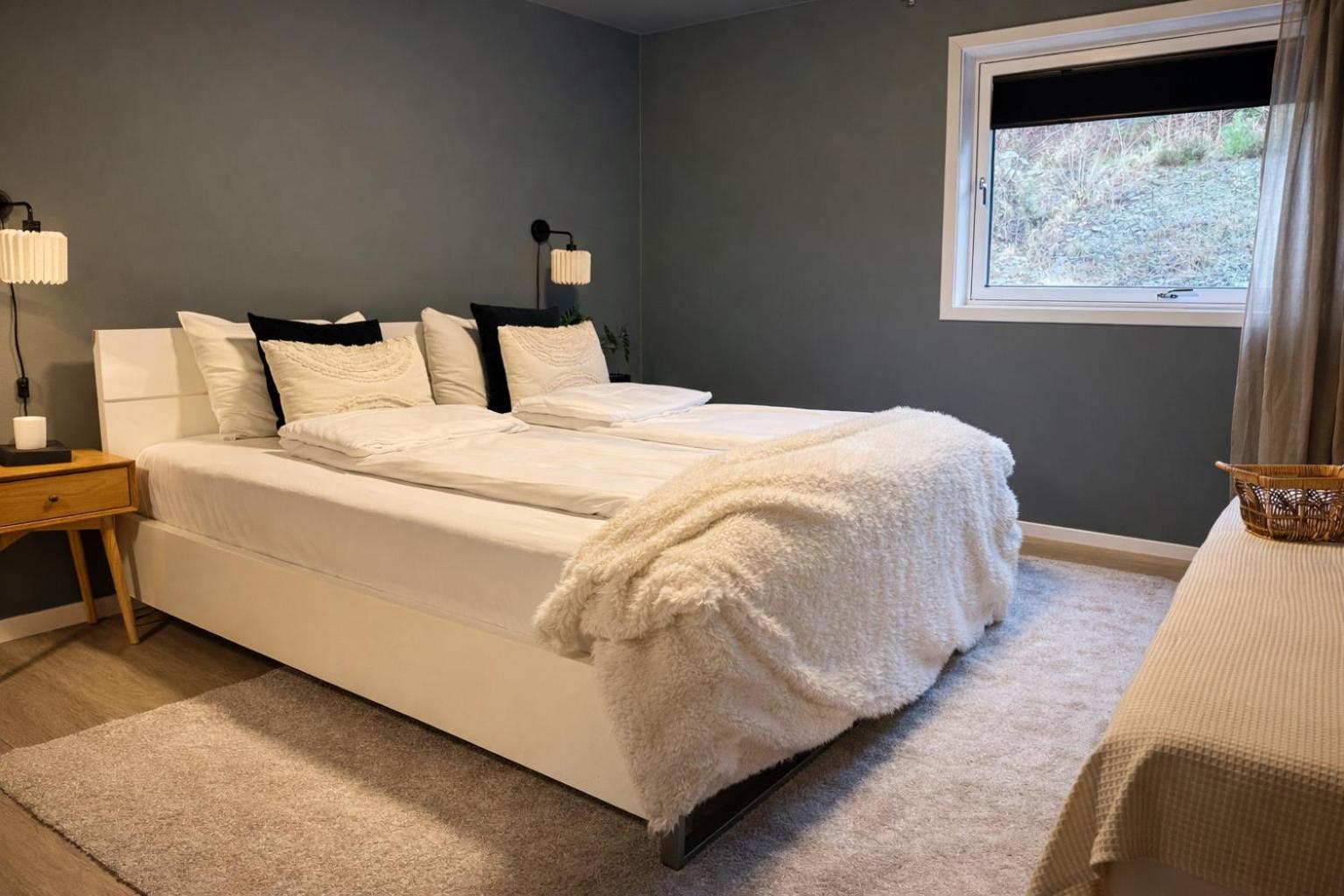 Scenic fjord home, minutes from Pulpit Rock