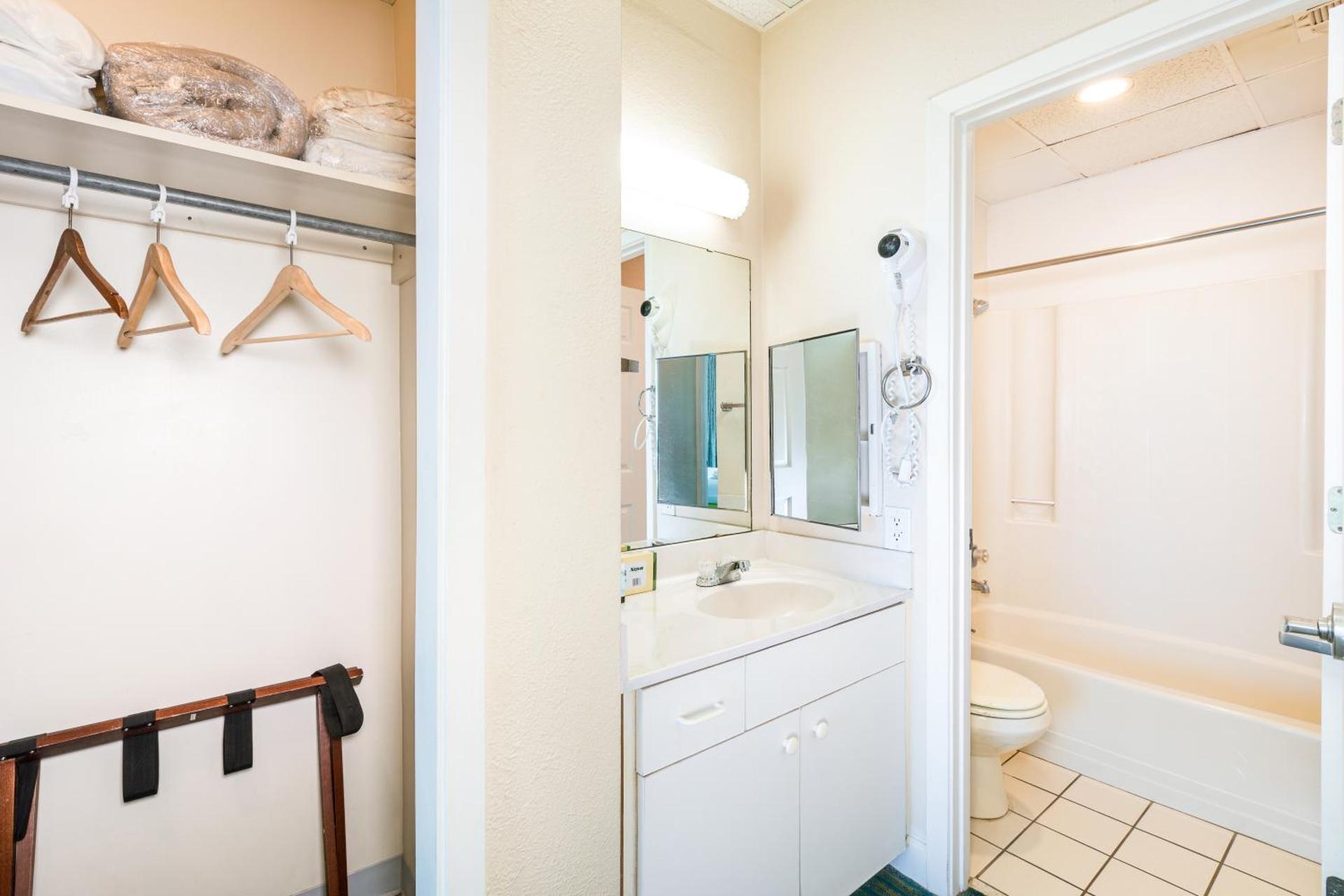 Landmark Holiday Beach