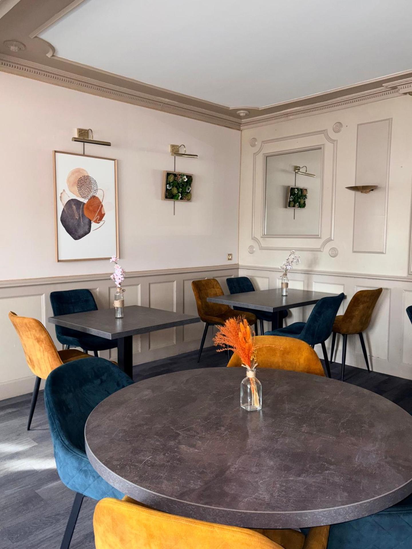 Logis Hôtels - Hôtel et Restaurant Le Lion d'Or