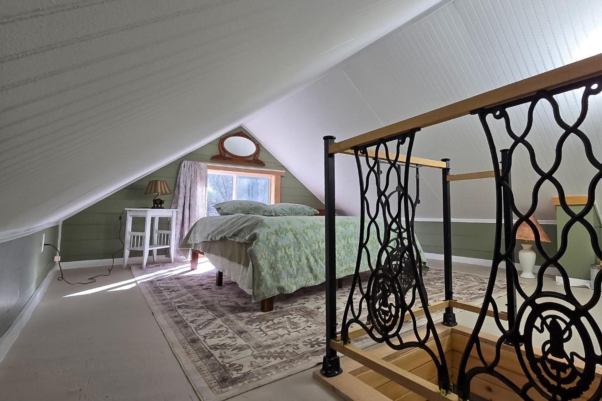 Killingly Barnyard Studio in Wine Country!