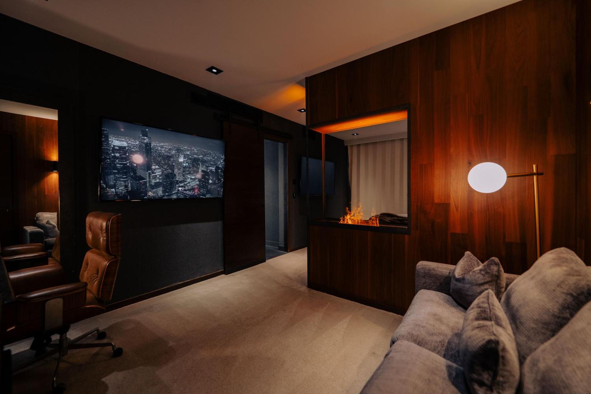 Photo of the whole room